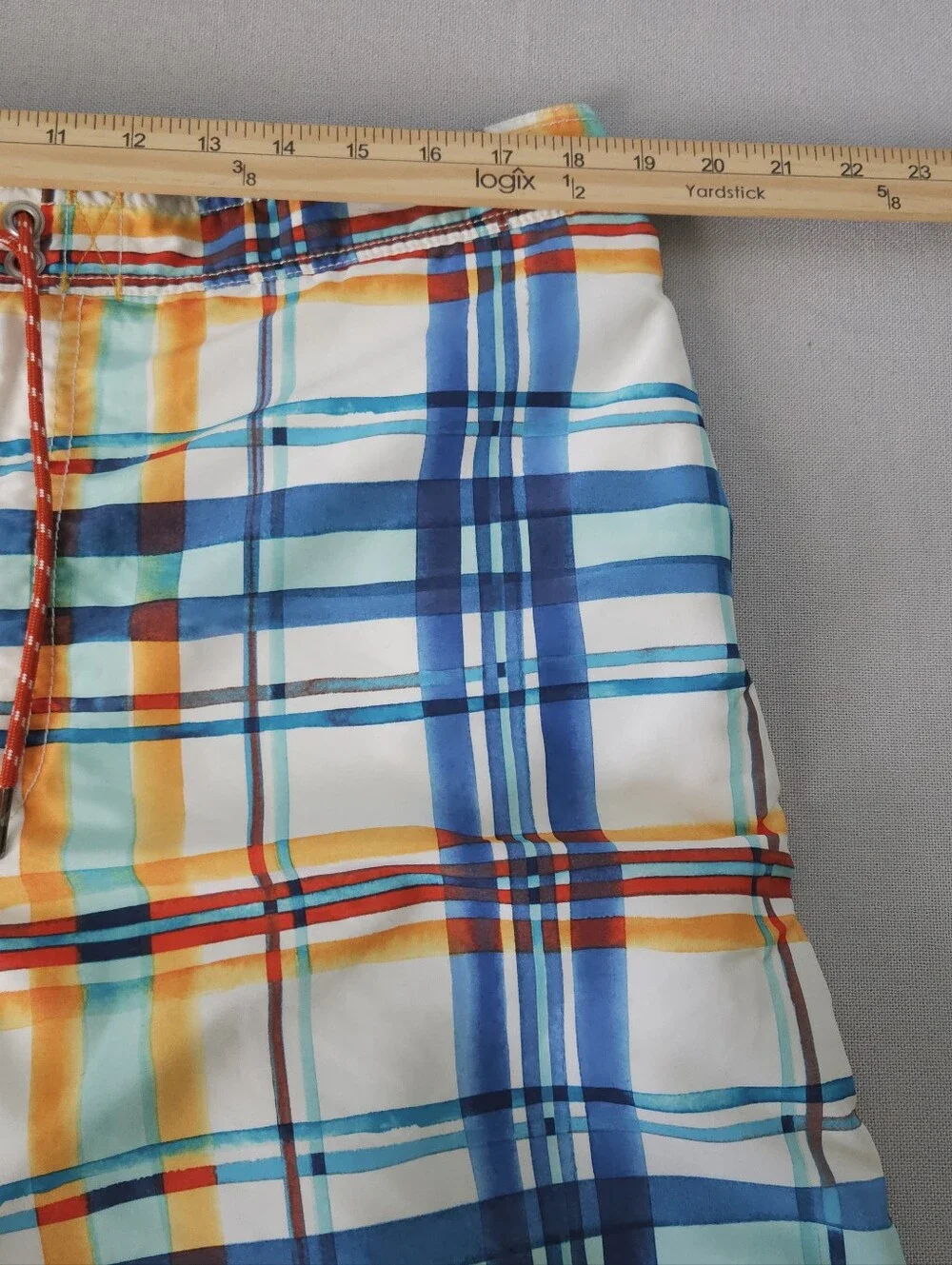 Tommy Bahama Relax Mens XL Swim Trunks Multicolor Plaid Mesh Lined Cargo‎ Board